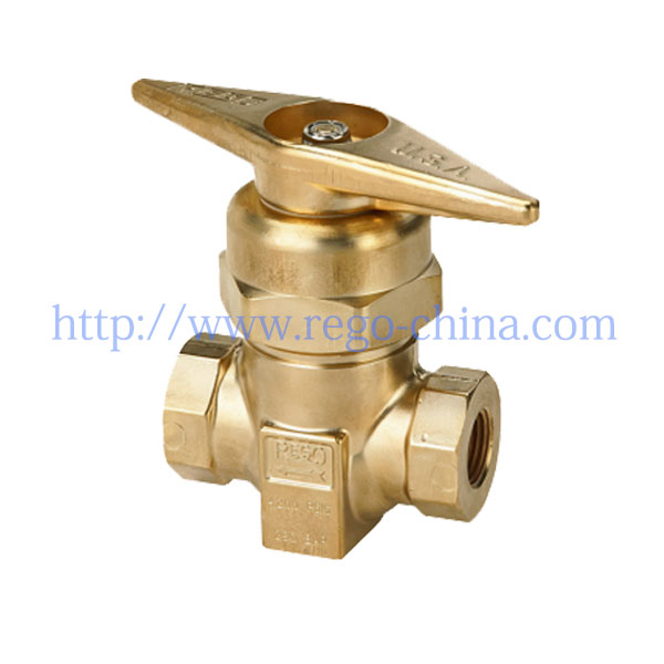 曼联赞助商HTH：OFweek 2014